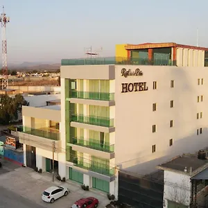 Real De La Peña 2 Hotel